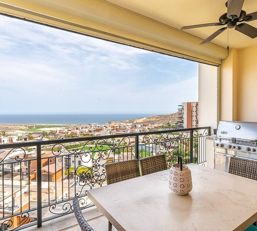 Copala 4504 – Luxury 2BR 5th Floor Condo w/ Large Balcony and Ocean View.