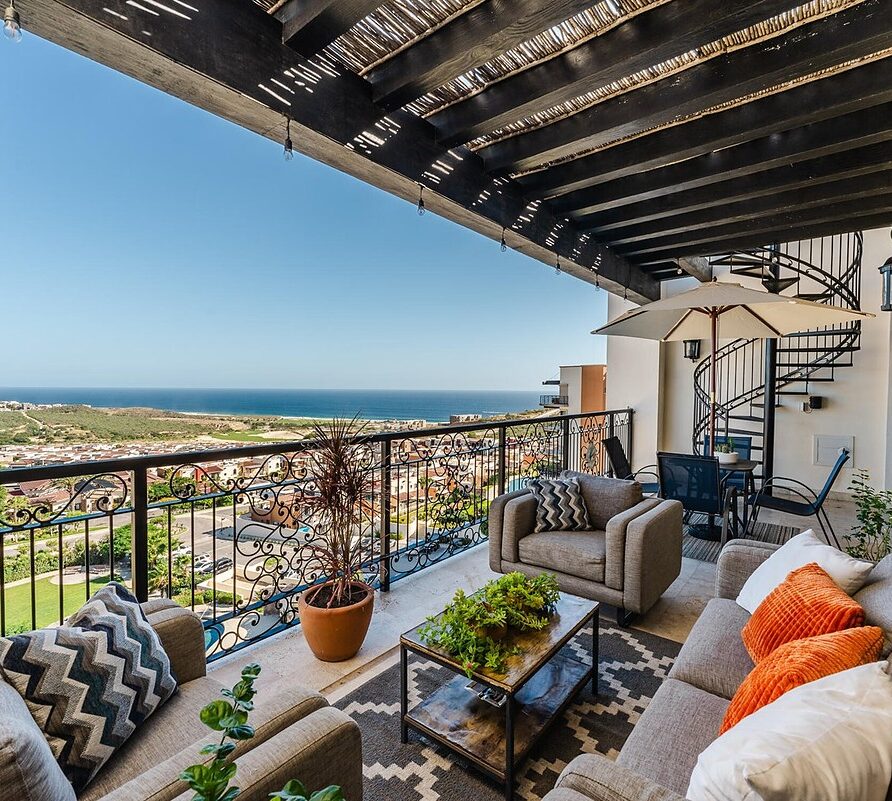 Copala 5604 Lux 2BR PentHouse, w/ Ocean View and Rooftop!